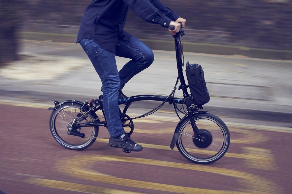 Alter Falter, das Brompton Faltrad unter Strom 2 Brompton Electric Bike