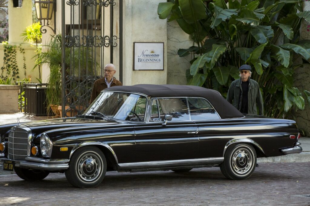 The Kominsky Method auf Netflix - 3 Staffeln Dramedy mit Topstars 2 Filmszene mit Alan Arkin und Michael Douglas aus "The Kominsky Method"