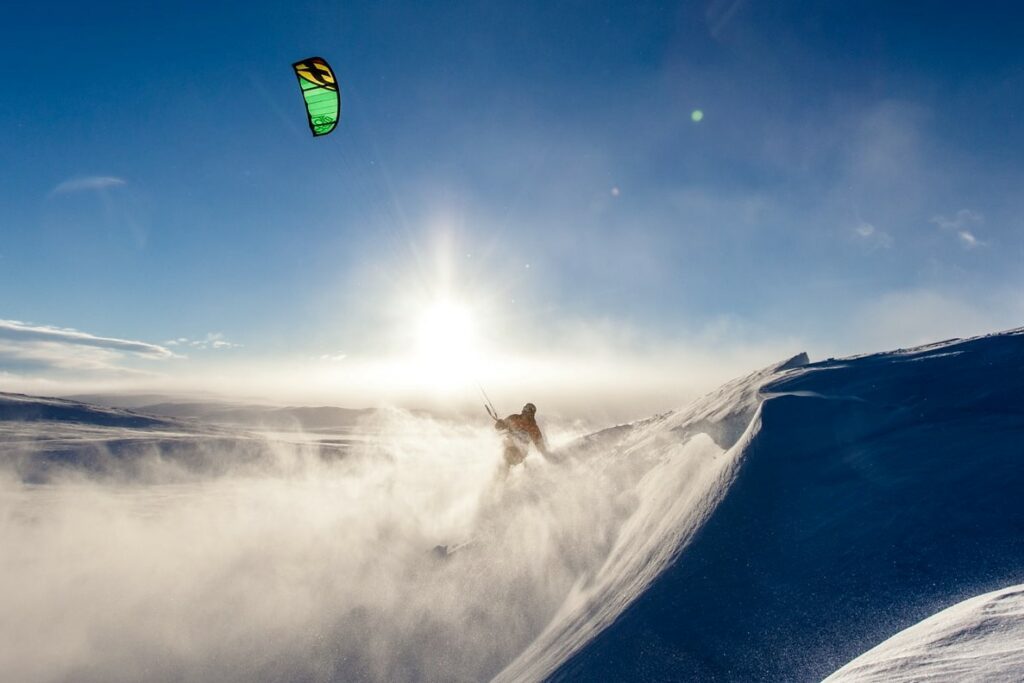 Für alle, die sich mit Kites auskennen, funktioniert es auch auf Schnee