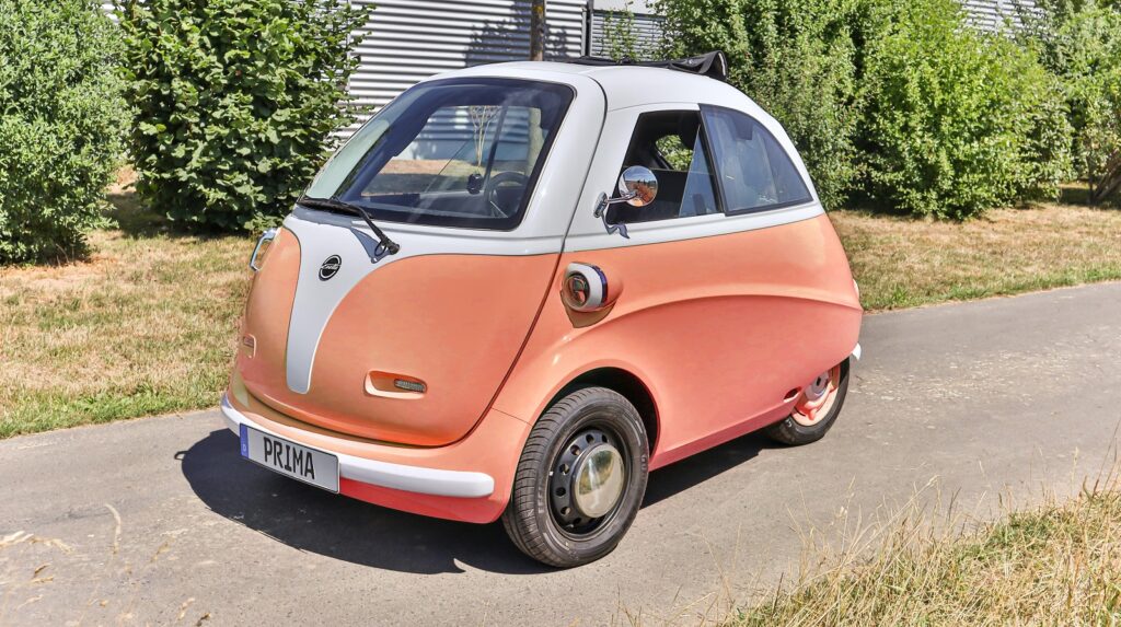 Hommage an einen Klassiker - Evetta setzt Knutschkugel unter Strom 1 Evetta Prima in Apricot