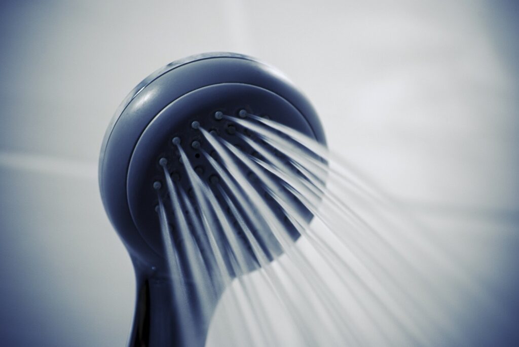 Dusch-Report zeigt: Deutsche brauchen Spa-Moment auch in der Krise 3 shower gc75a19b82 1920