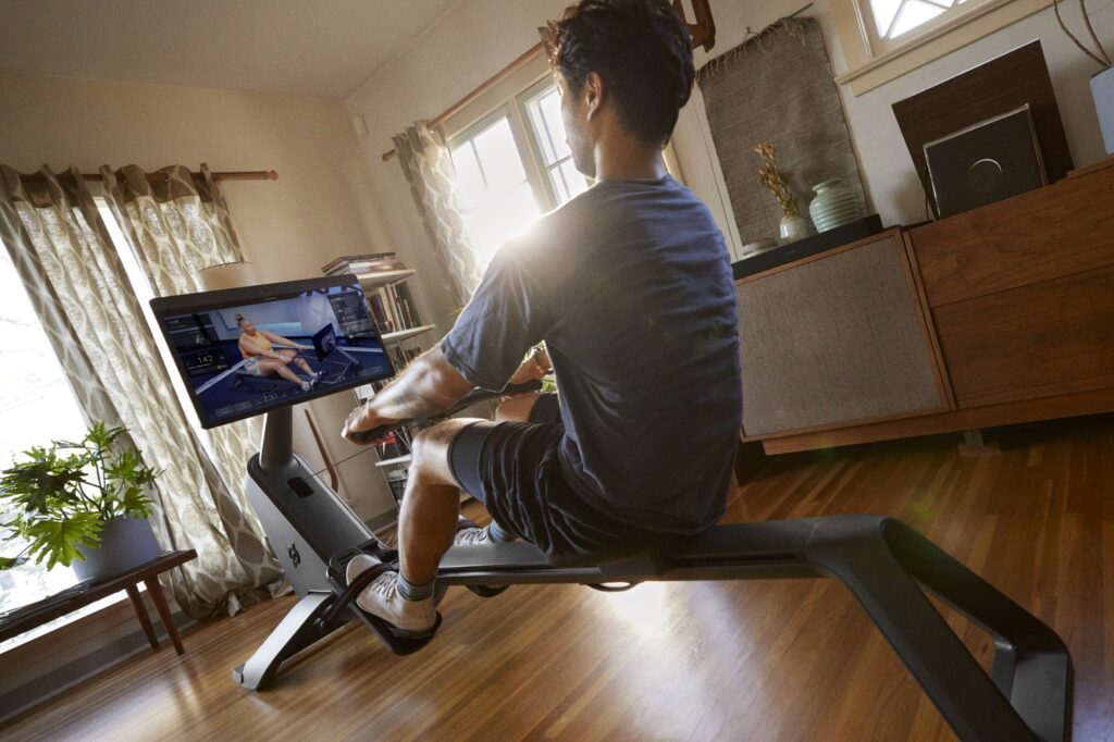 Fitness-Trends 2025 für Männer - Mehr Power, weniger Ausreden 4 ROW TWO
