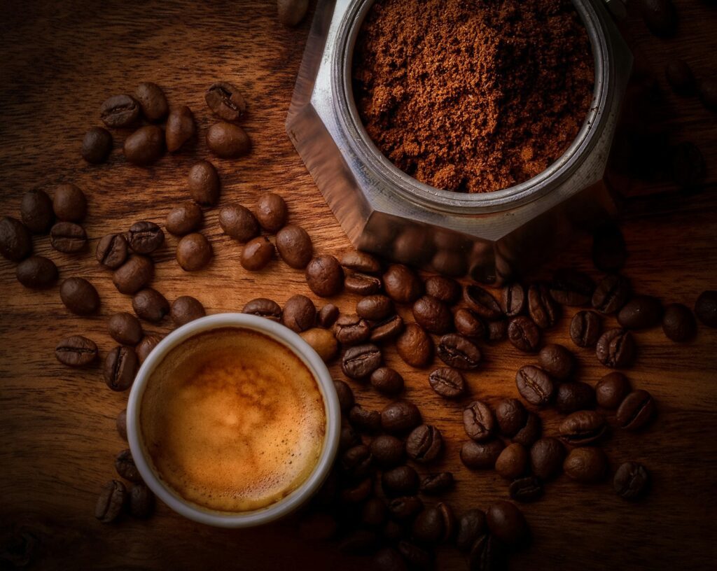 Kaffee oder Klatsch? 10 Mythen zum beliebten Heißgetränk 4 janko ferlic h9Iq22JJlGk unsplash