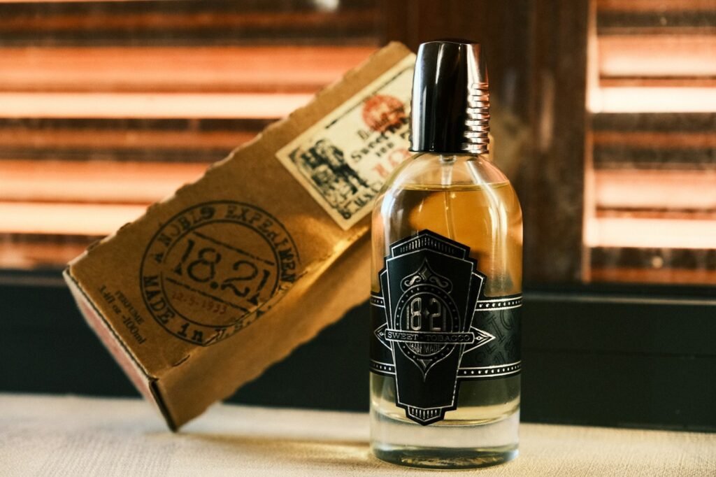 Unser Guide für das passende Männer-Parfum im Sommer