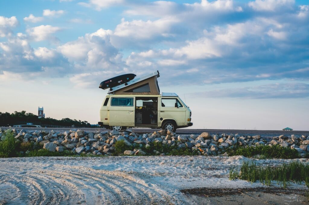 Camper statt Couch - Warum Vanlife gerade für Best Ager perfekt ist 5 Die Fahrzeuge für ein entspanntes Vanlife sind vielfältig