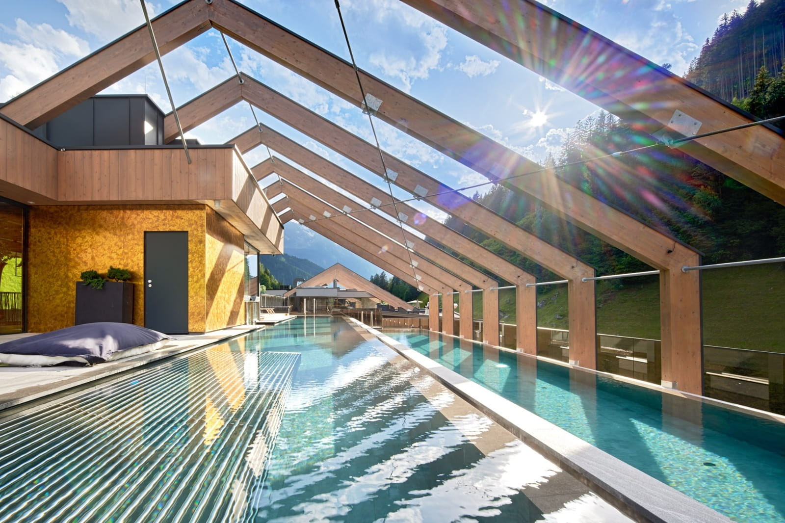 Pool Position - Die 10 spektakulärsten Berg-Pools in den Alpen 3 Bild 3 Zillergrund 1