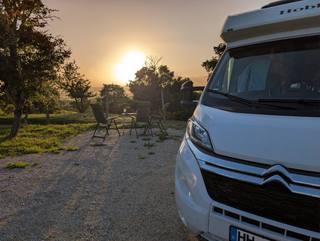 7 Meter Freiheit für Best Ager - Campingurlaub im Wohnmobil in Italien 10 PXL 20260512 175402483