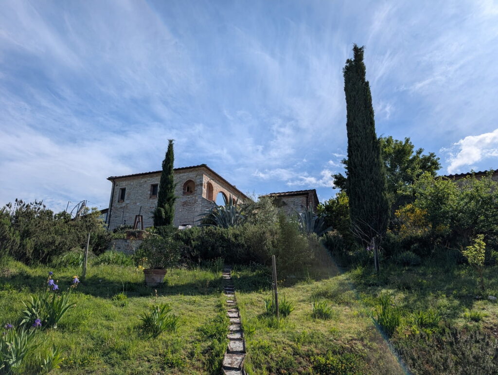 7 Meter Freiheit für Best Ager - Campingurlaub im Wohnmobil in Italien 9 PXL 20260513 074009182 1
