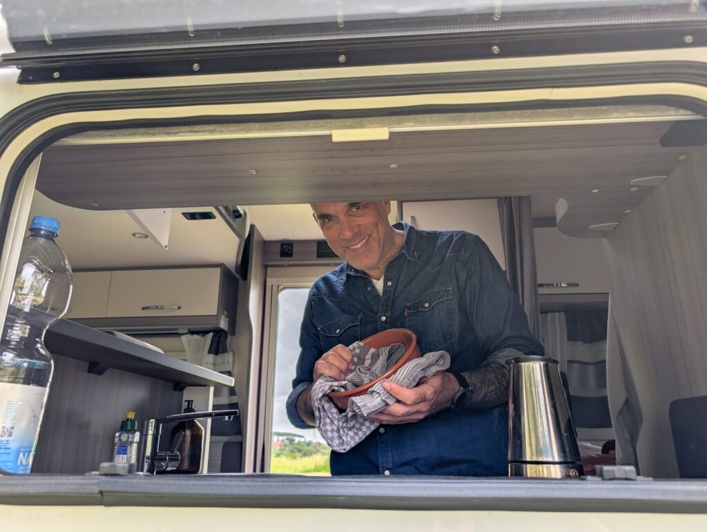 7 Meter Freiheit für Best Ager - Campingurlaub im Wohnmobil in Italien 14 PXL 20260514 092200864