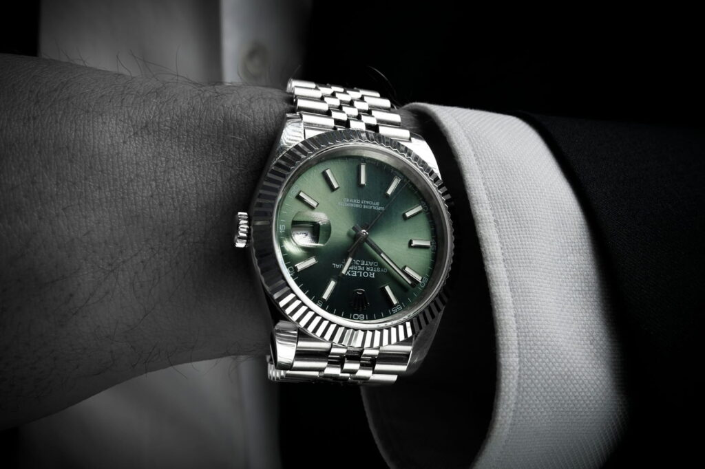 Diese 7 Uhren sollte jeder stilbewusste Best Ager kennen 1 Die Rolex ist ein Synonym für eine Luxusuhr