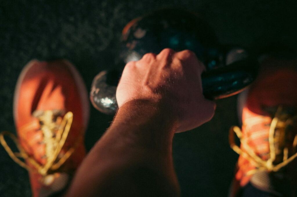 Hanteln, Kettlebell, App – Die Home-Gym-Formel für Best Ager 2 Kettlebells sind beliebte Sportgeräte im Home Gym